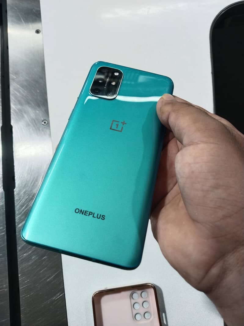 One Plus 8T 1