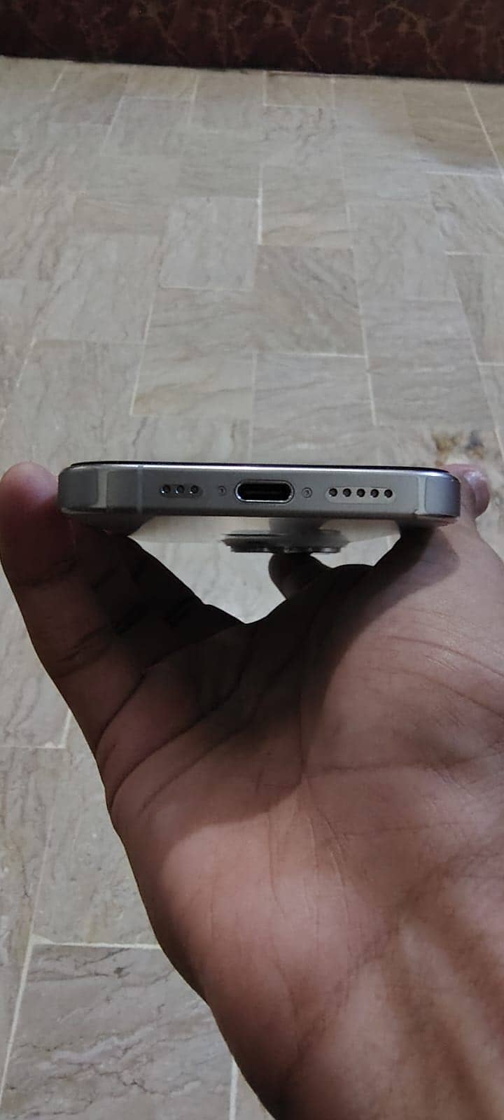 Apple iPhone 15 Pro 3