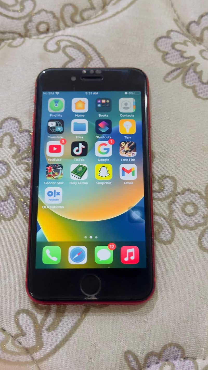 Apple iPhone 8 red 7