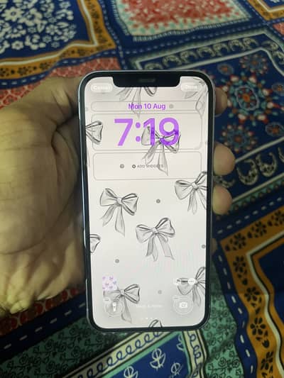 Apple iPhone 12