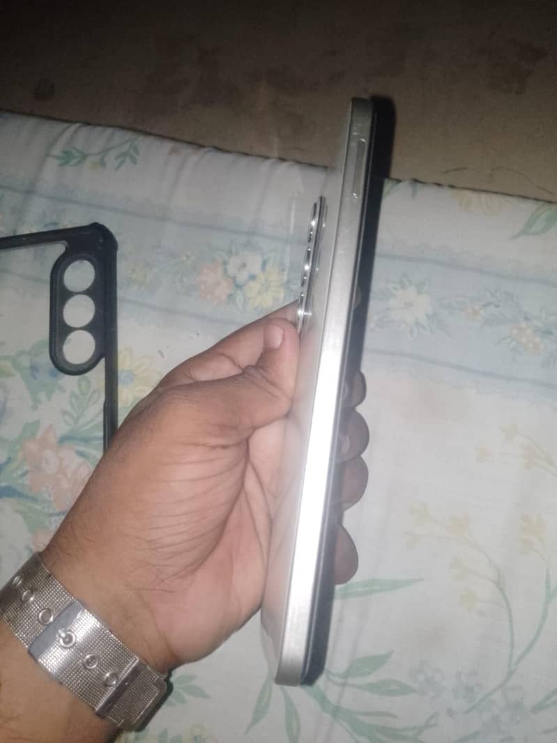 Itel S25 1