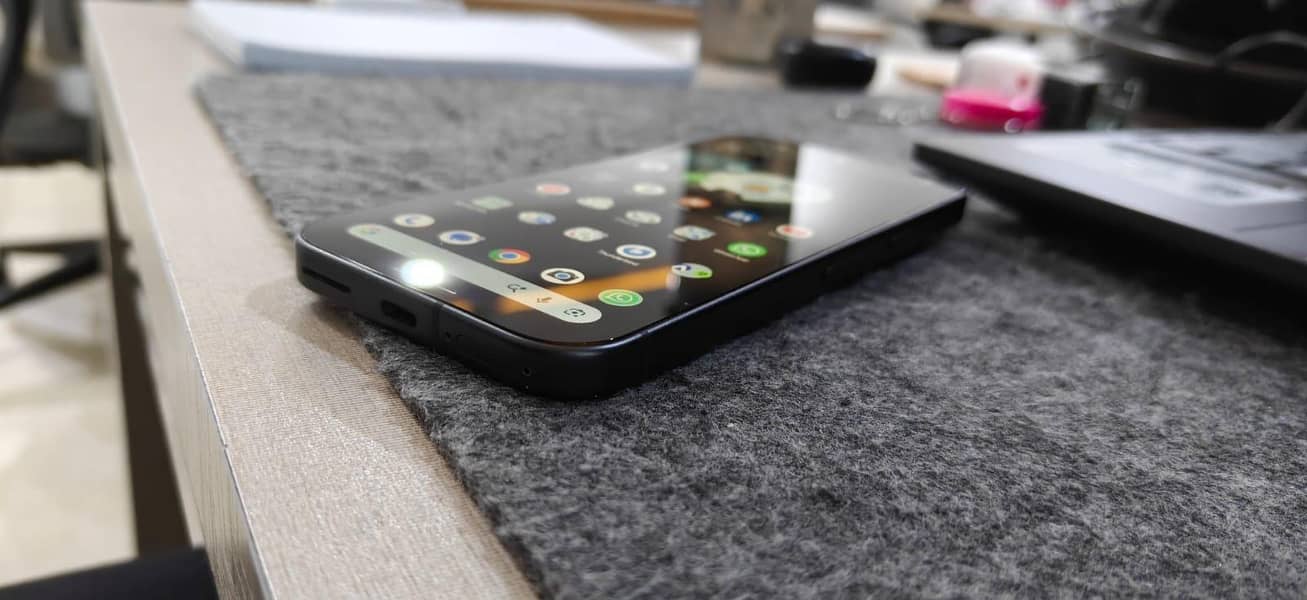 Google Pixel 9 5