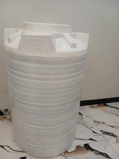 water tank 800 litr -brand new unused