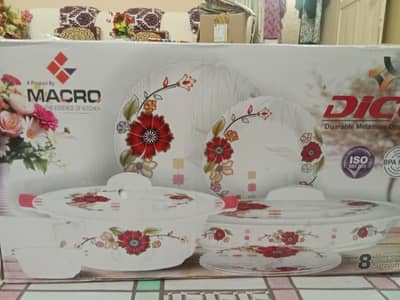 DIC Durable Melamine Dinner Set – 8 Person Serving Set