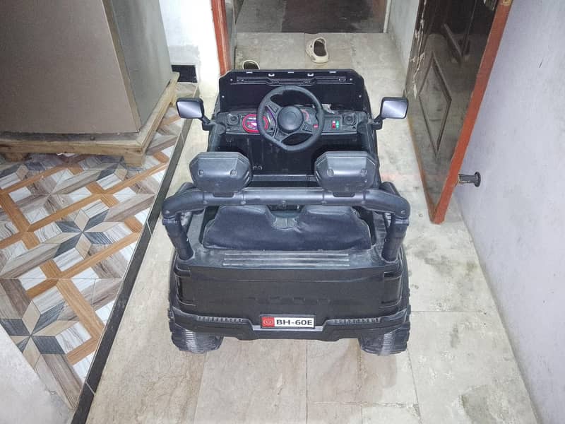 kids toye 4×4 jeep 2