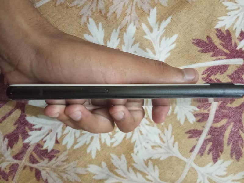 Google Pixel 6a 5
