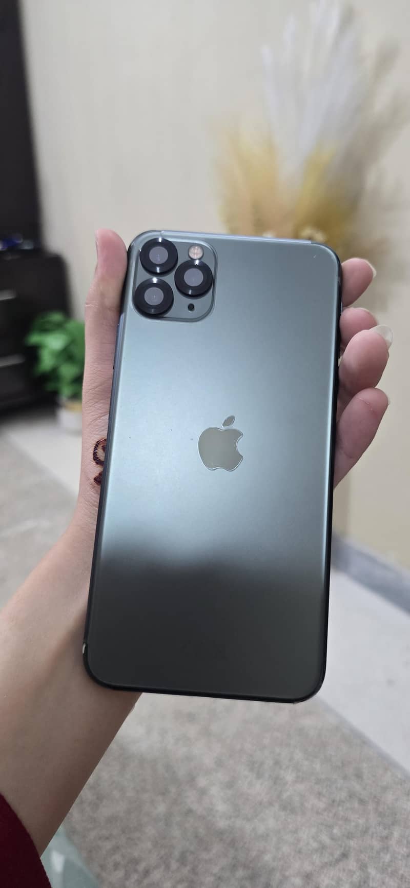 Apple iPhone 11 Pro Max 0
