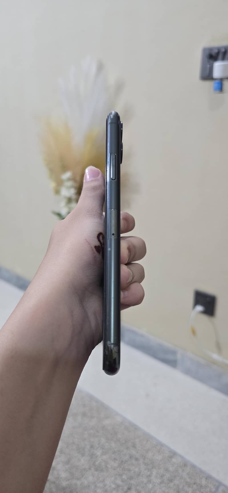 Apple iPhone 11 Pro Max 2