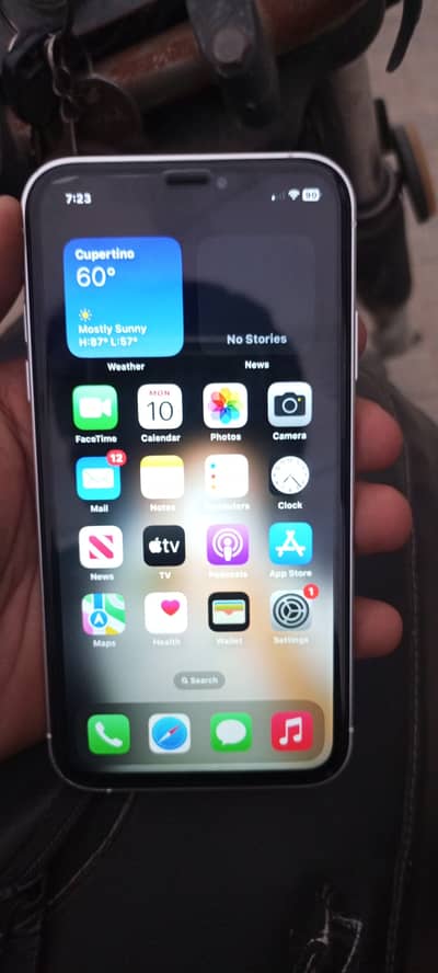 Apple iPhone XR
