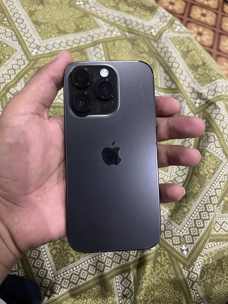 Apple iPhone 14 Pro 2