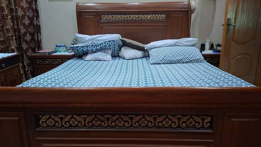 bed set for sale along with mattress