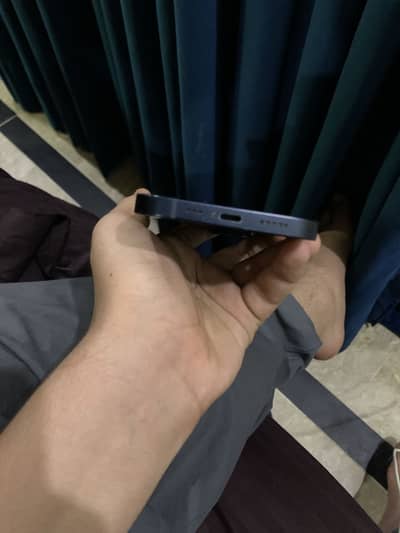 Apple iPhone 14
