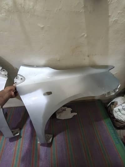 Axio 2007 both front fender