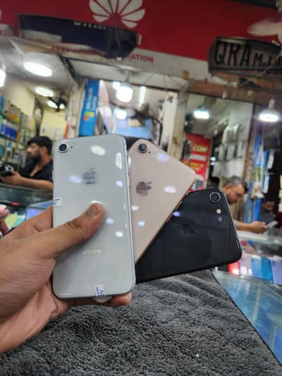 Apple iPhone 8 64gb factory unlock