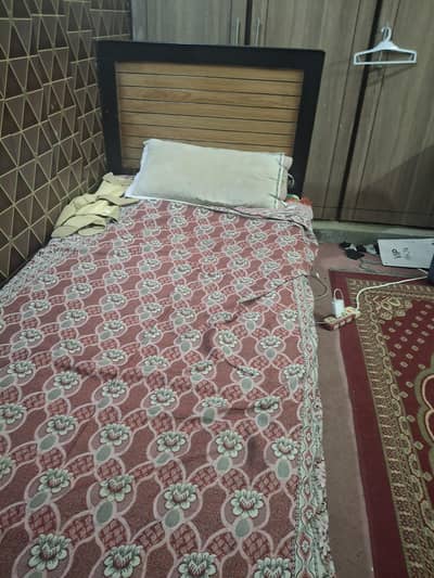 single bed for sale good condition