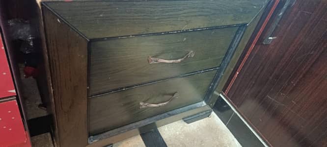 Bed Set For Sale / Double Bed Two Site Tables for sale