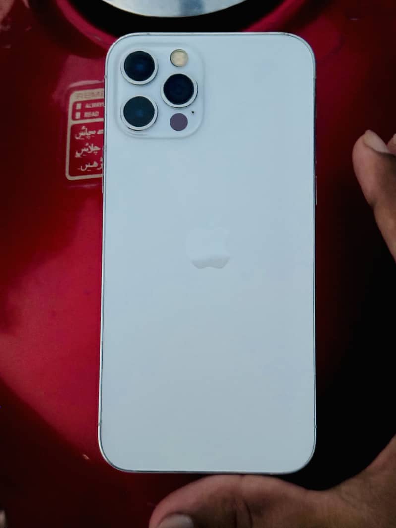 iphone 12 Pro 5