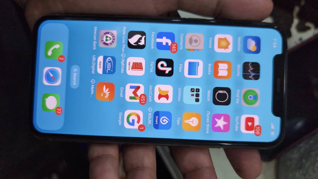 Apple iPhone 11 Pro 1