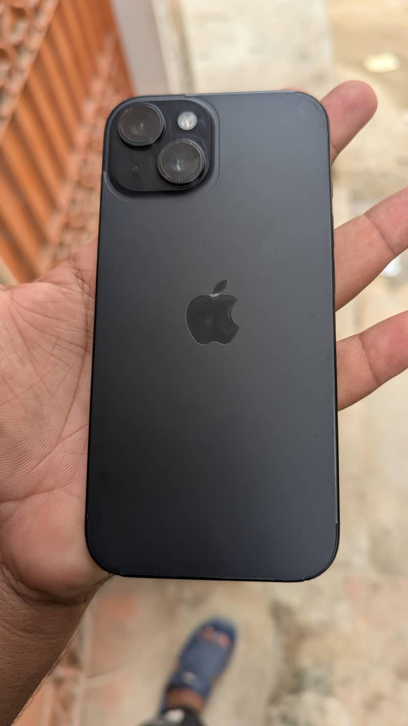 Apple iPhone 15 6