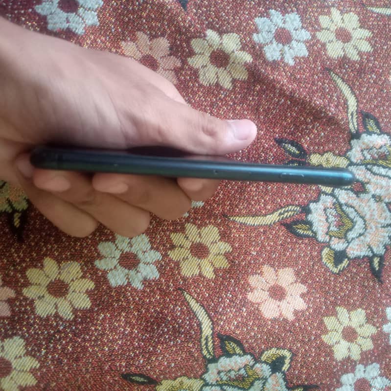 Apple iPhone 7 4