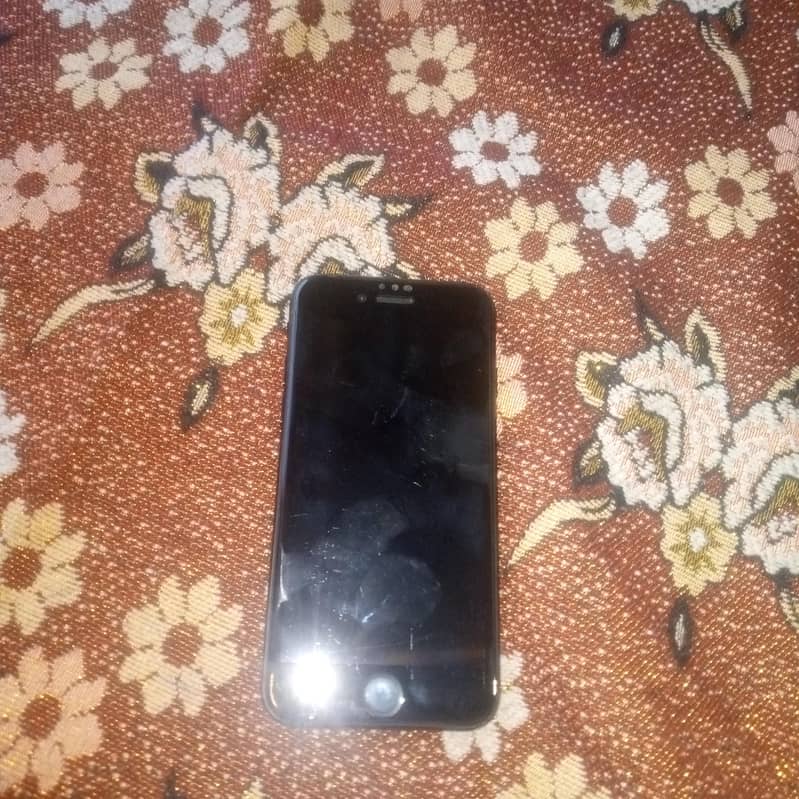 Apple iPhone 7 6