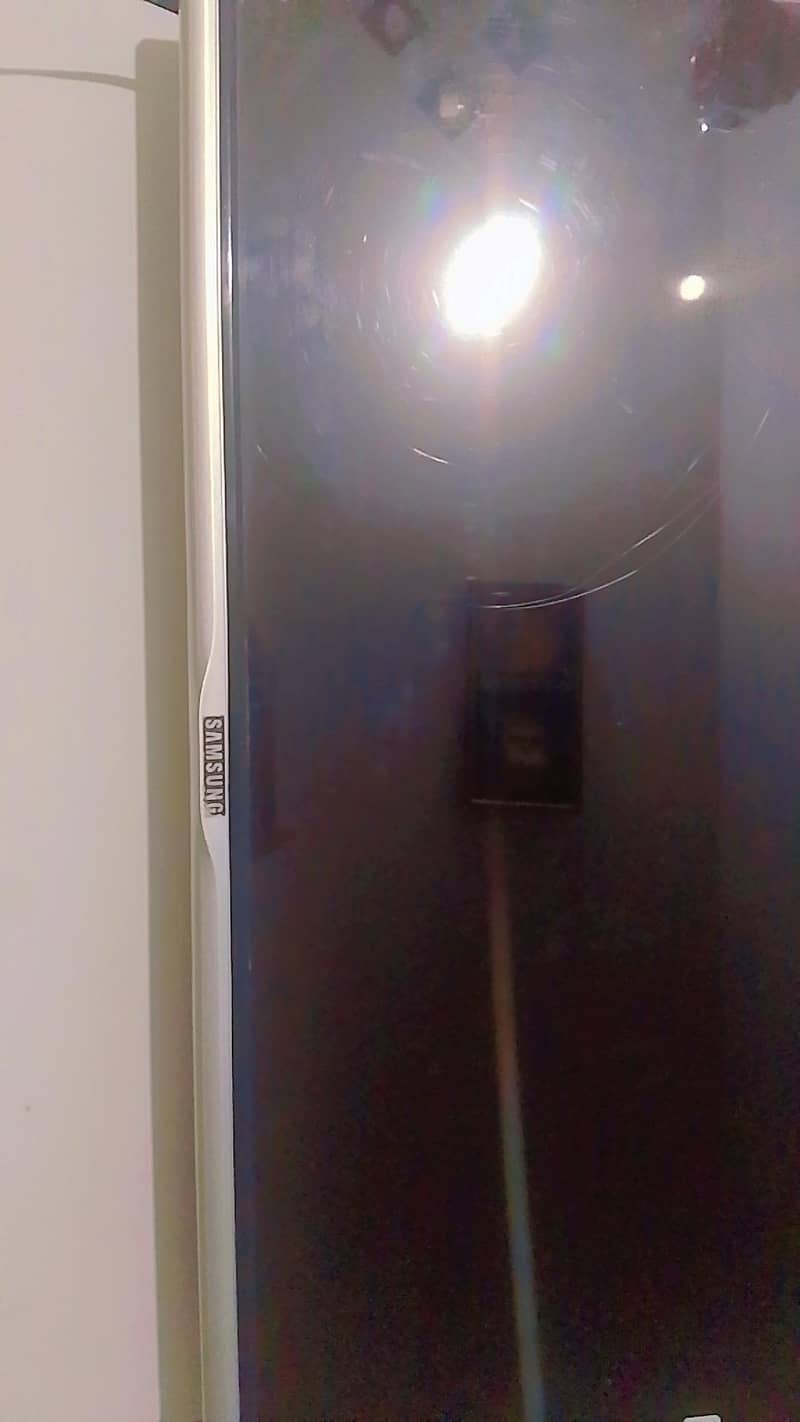 Led t. v 4