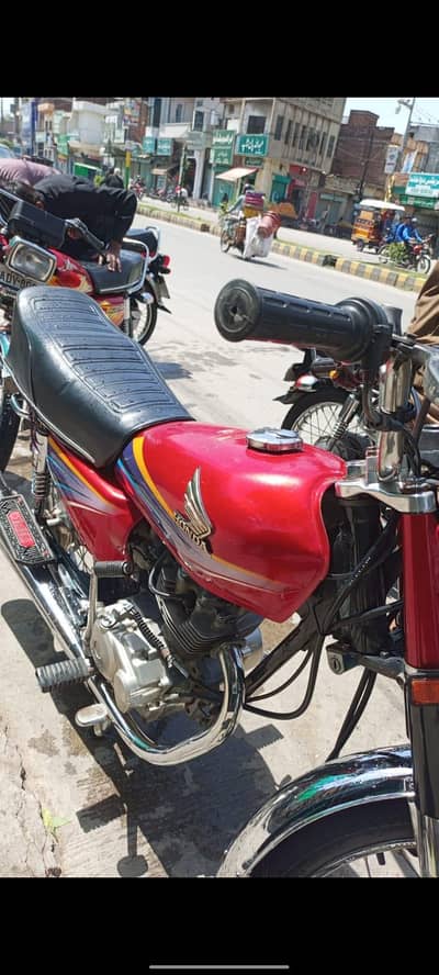 Honda CG 125 - Used but just like new