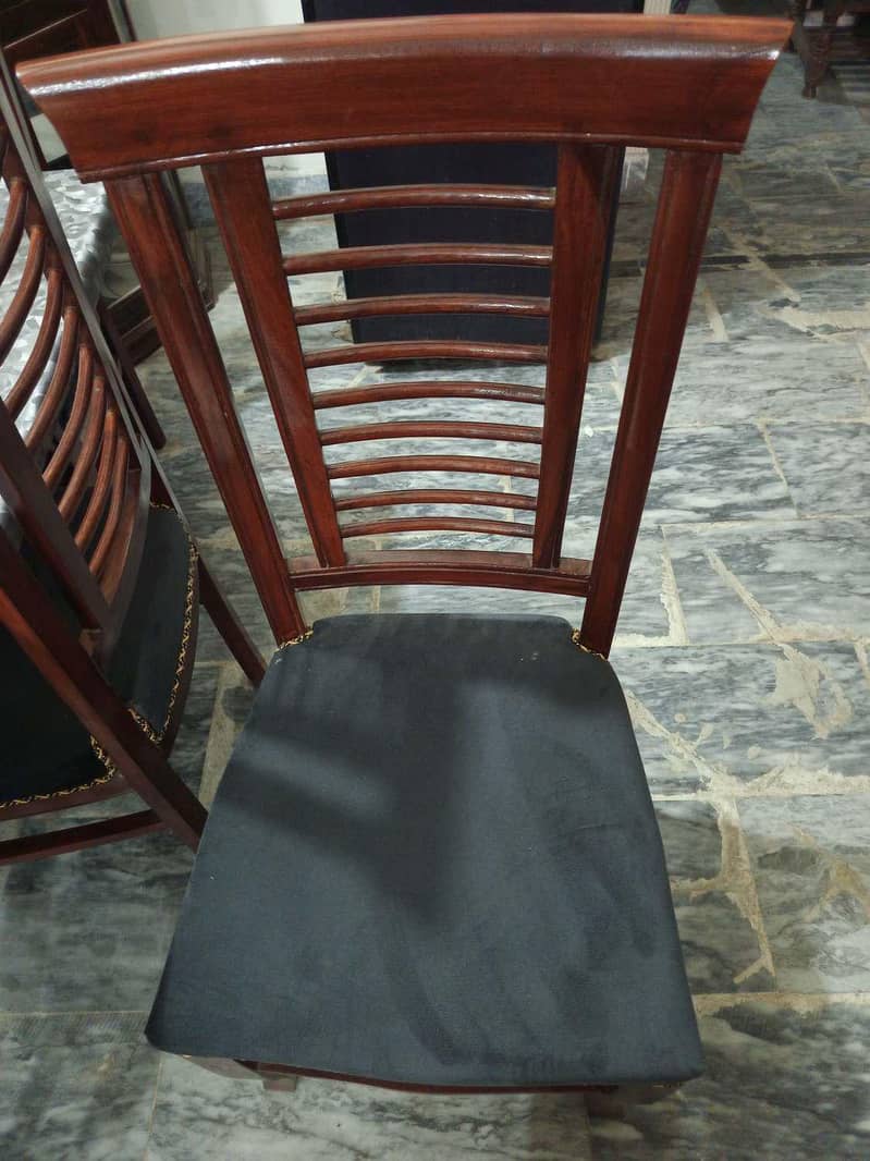Dining Table (6 Chairs) 2
