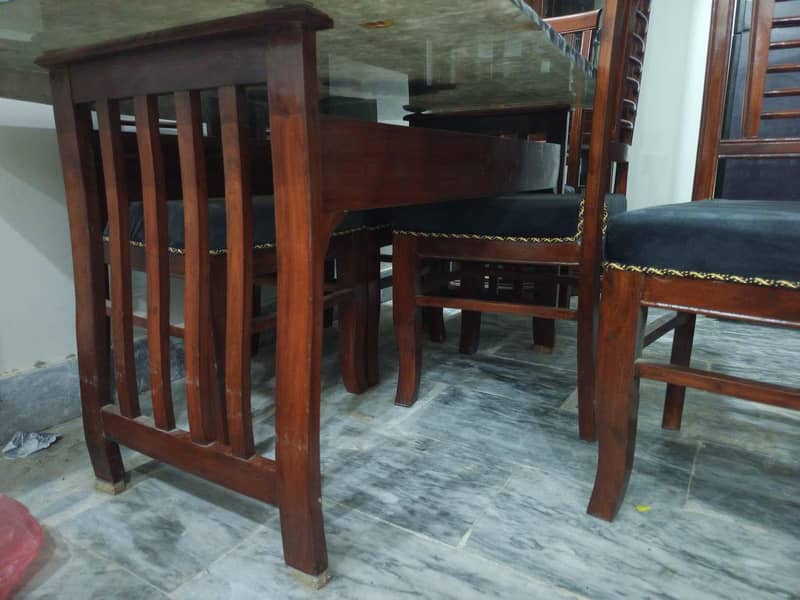 Dining Table (6 Chairs) 5