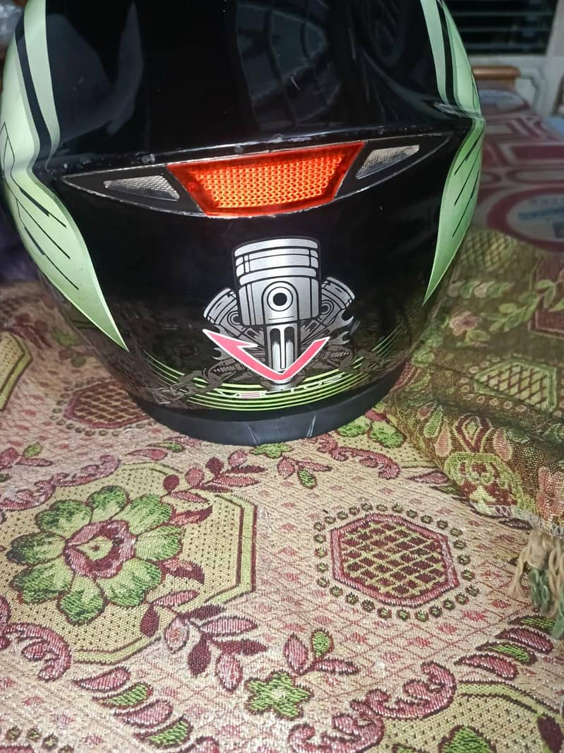 Vector Helmet 3/1 0
