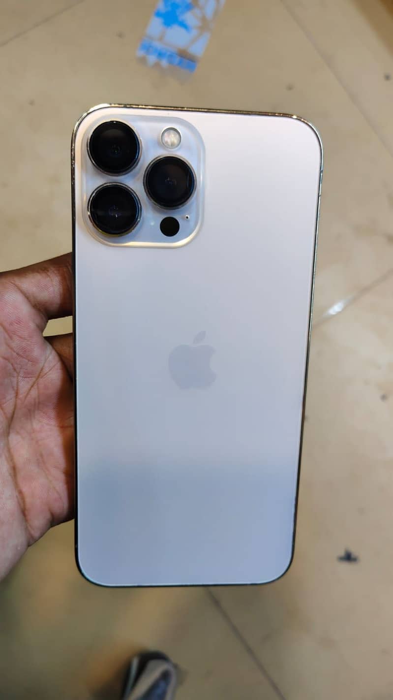 13 pro max 4