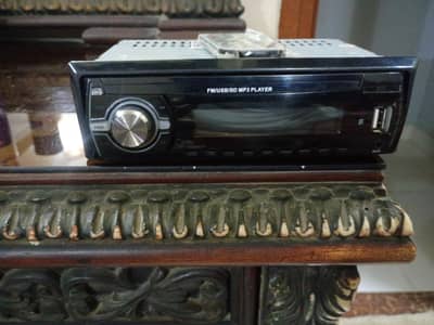 Car CD player for