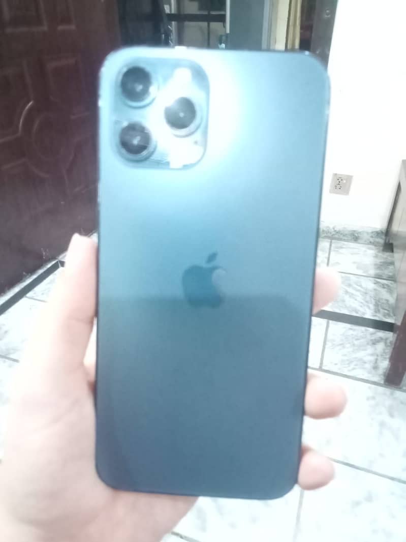 Apple iPhone 12 Pro Max 1