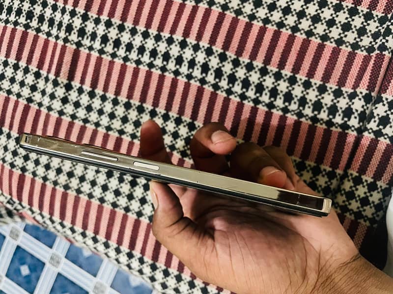 Infinix Note 30 Pro 4