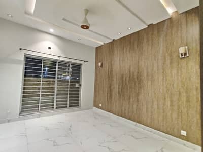 Modern House 5 Marla House for Rent Prime Location in DHA Phase 6