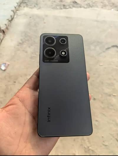 Infinix Note 30