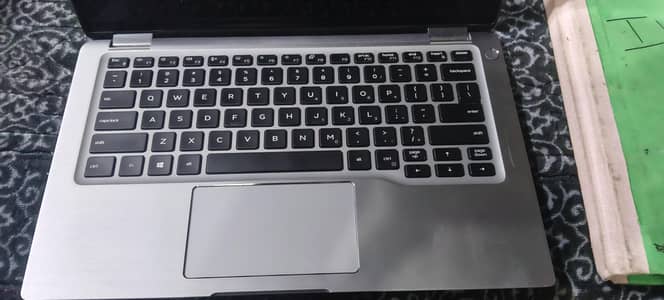 Dell laptop Latitude 7400 2-in-1