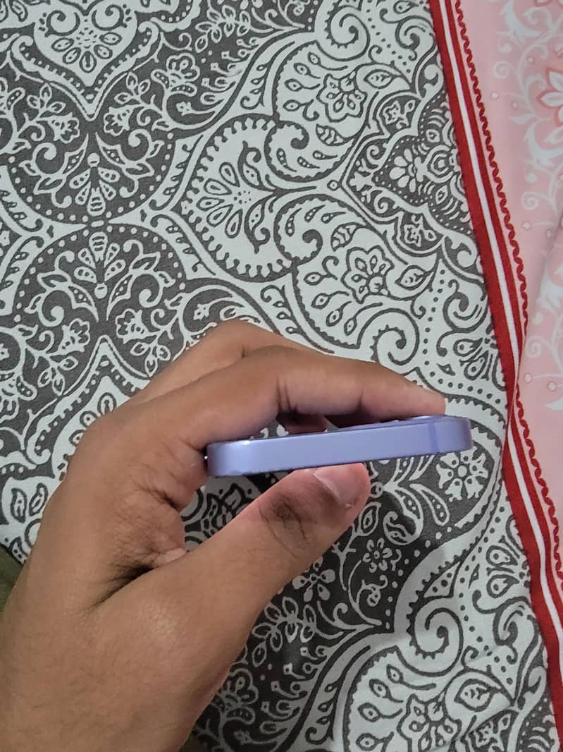 Apple iPhone 12 mini 5