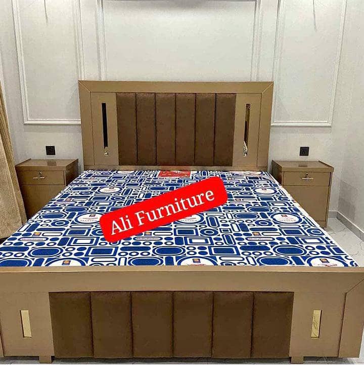 Double bed / Bed set / King bed. 2