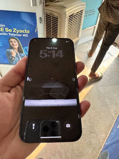 Apple iPhone 13 10/10 condition 9 months wreunty