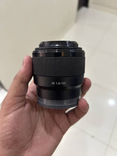 Sony 50mm 1.8 full frame lens
