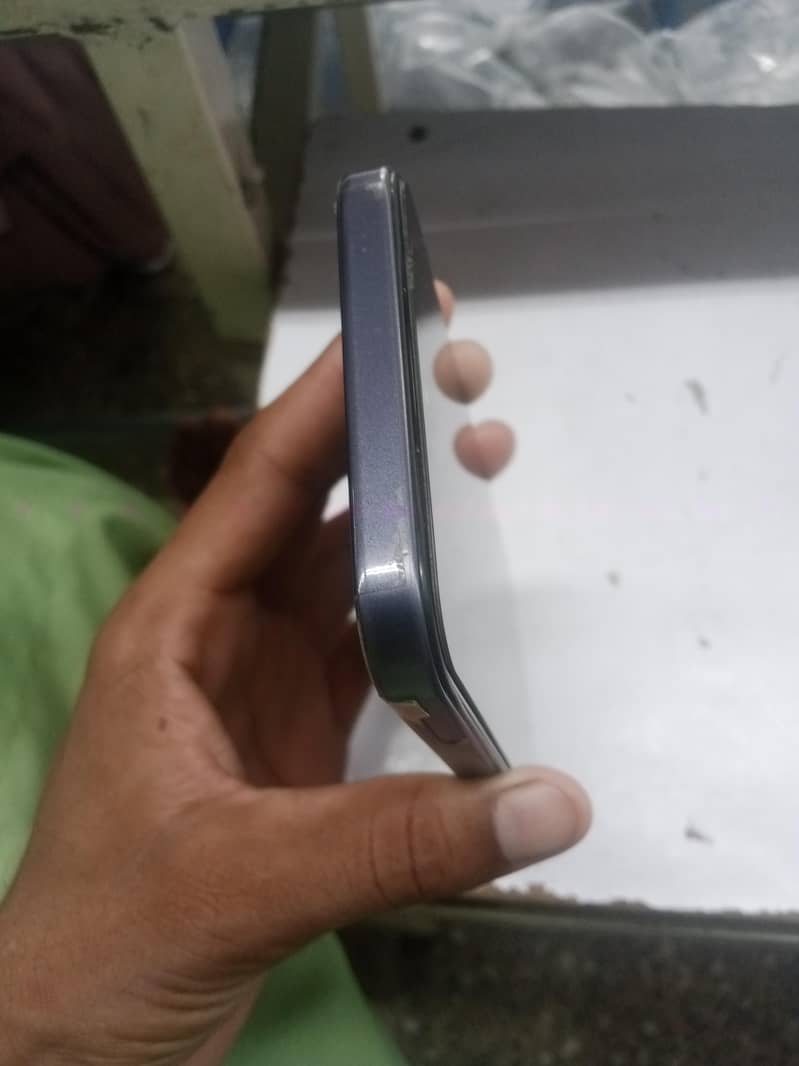 OPPO A6 1