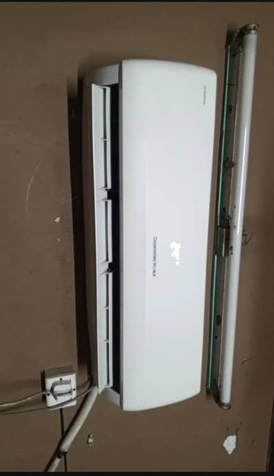 Changhong ruba 1.5 TonDC inverter AC excellent Working condition