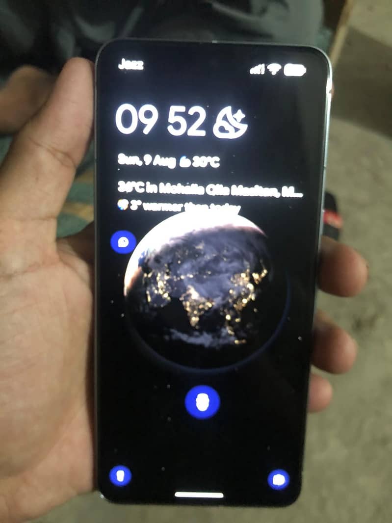Google Pixel 8 Pro 1
