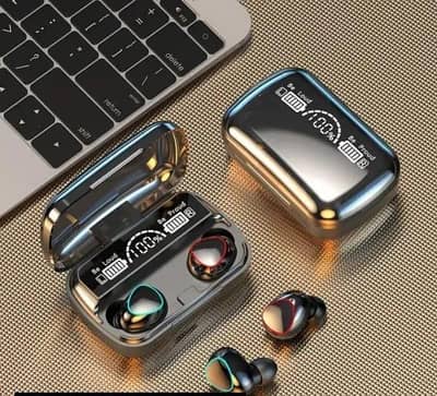 M10 TWS Wireless Earbuds - Digital Display & Heavy Bass
