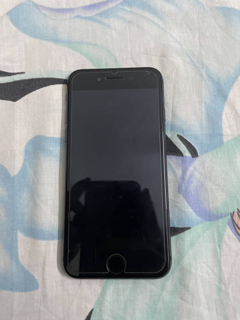 Apple iPhone 8 1
