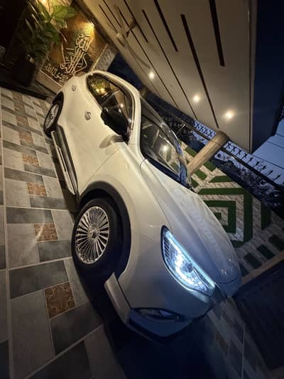 MG HS 2021