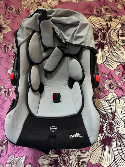 EvenFlo baby carry cot