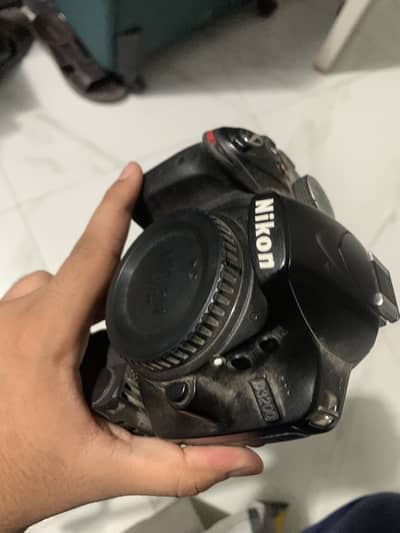 DSLR CAMERA