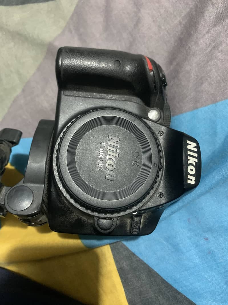 DSLR CAMERA 4